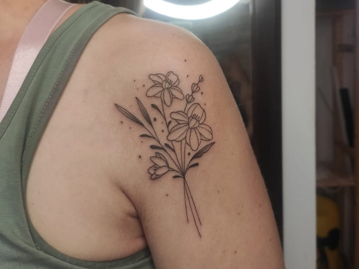 Erstes Tattoo Fineline